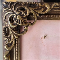 rektangulaer-messing-fotoramme-blonde-dekorerede-hjoerner-gammel-ramme